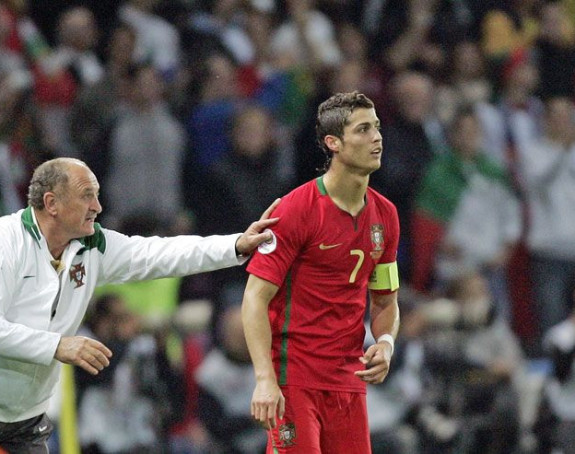 CR7 se raspituje o životu u Kini!