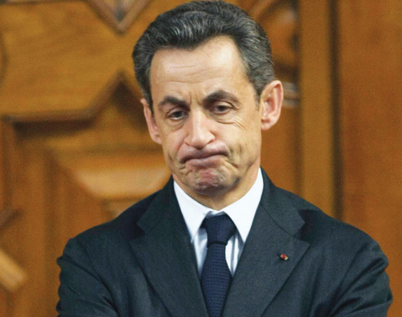 Policija privela Sarkozija