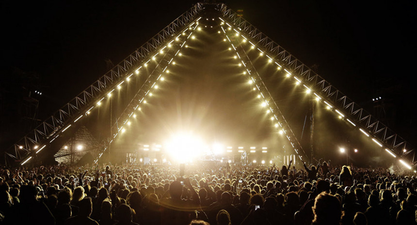 Spektakularni koncert Pepersa ispred piramida u Egiptu 