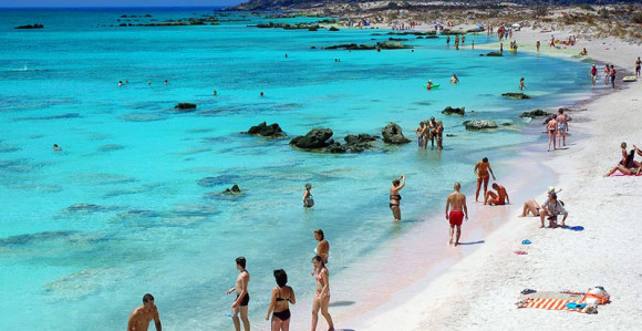 Grčka plaža je u top 5 najboljih za porodice sa djecom