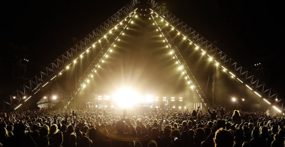 Spektakularni koncert Pepersa ispred piramida u Egiptu 