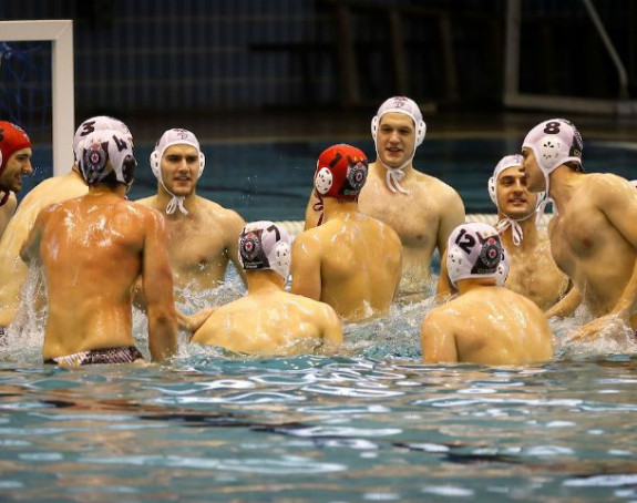 Partizan više nema kud: Samo Vučić može da nas spase!