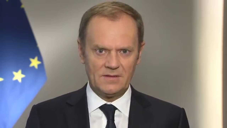 Tusk saslušavan skoro devet sati