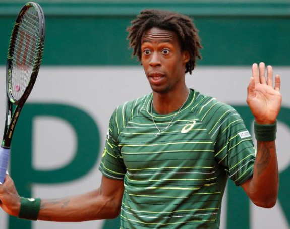 Монфиса "покосио" вирус, одустао од Париза!