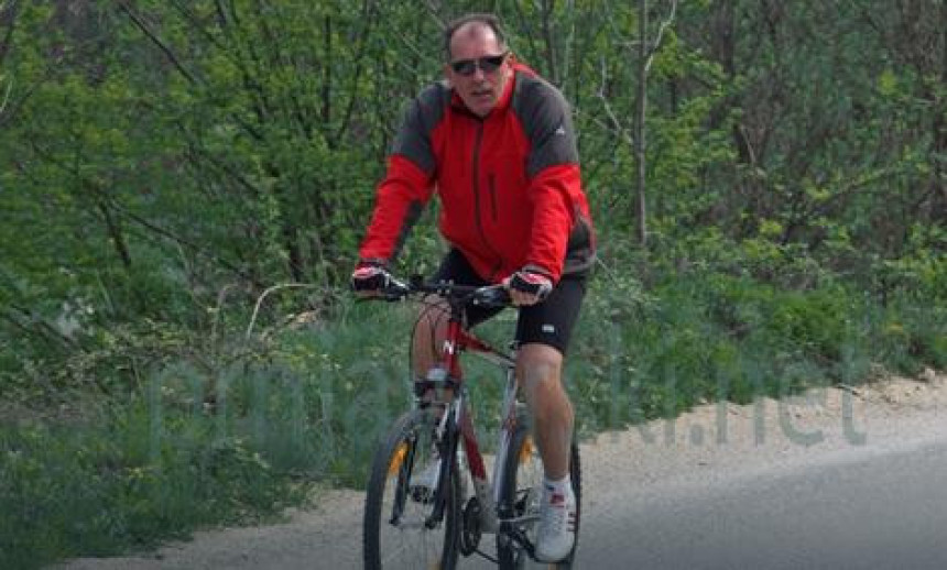 Mektić održava formu na biciklu