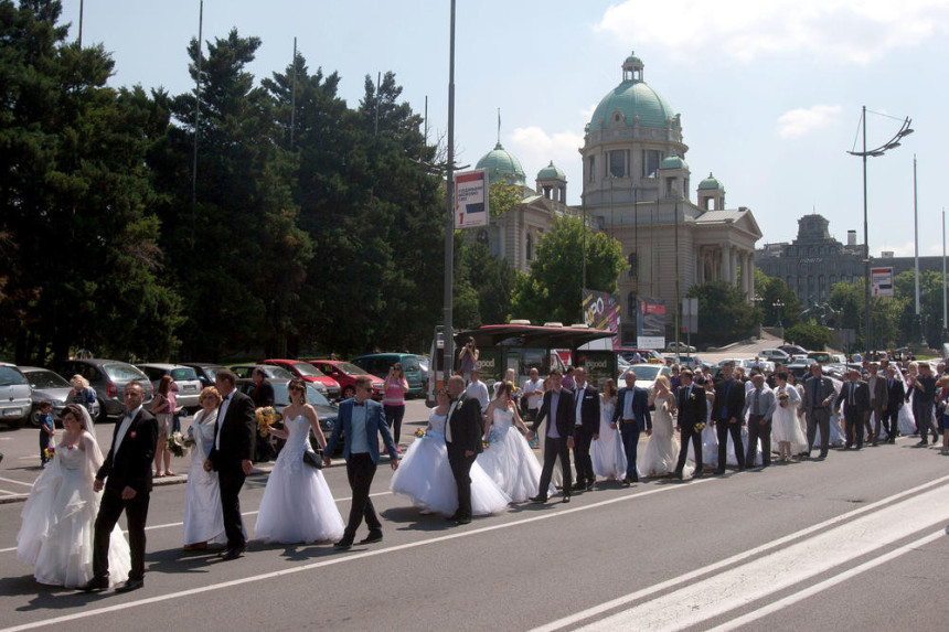 Grupno vjenčanje za 50 parova