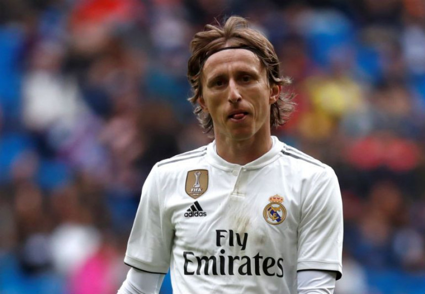 Na prodaju je i Modrić!
