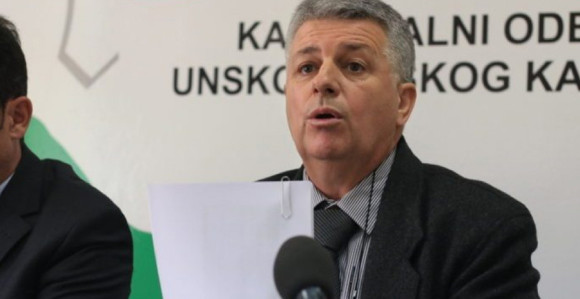 HAOS: Pištoljem prijetio novinaru
