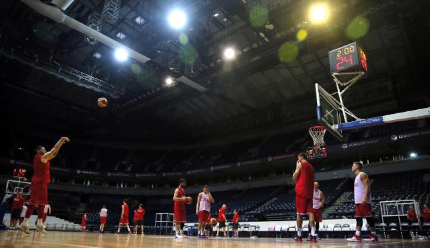 "Orlovi" počeli treninge u Areni!