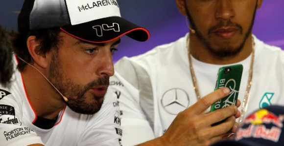 Radio F1 Baku, poslije tišine javlja...!