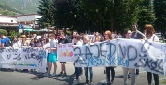 Srednjoškolci: Sistem te laže! 