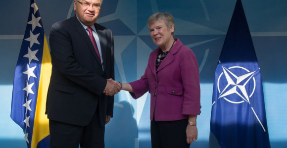 Ivanić u NATO-u o Pregledu odbrane