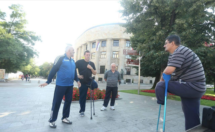 RVI ostavili proteze kod Palate