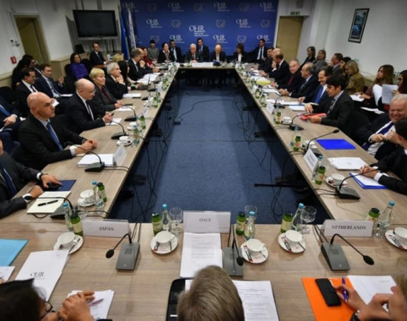 Umjesto sankcija, pritisci za NATO