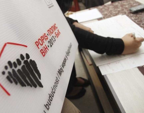 Stranci pokušavaju fingirati podatke?