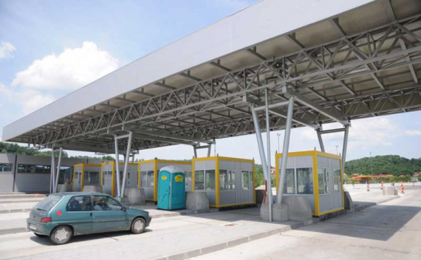 Uklanjanje naplatnih kućica