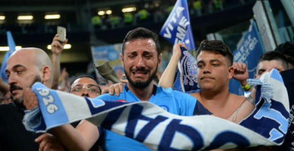 Hladan tuš za navijače Napolija!
