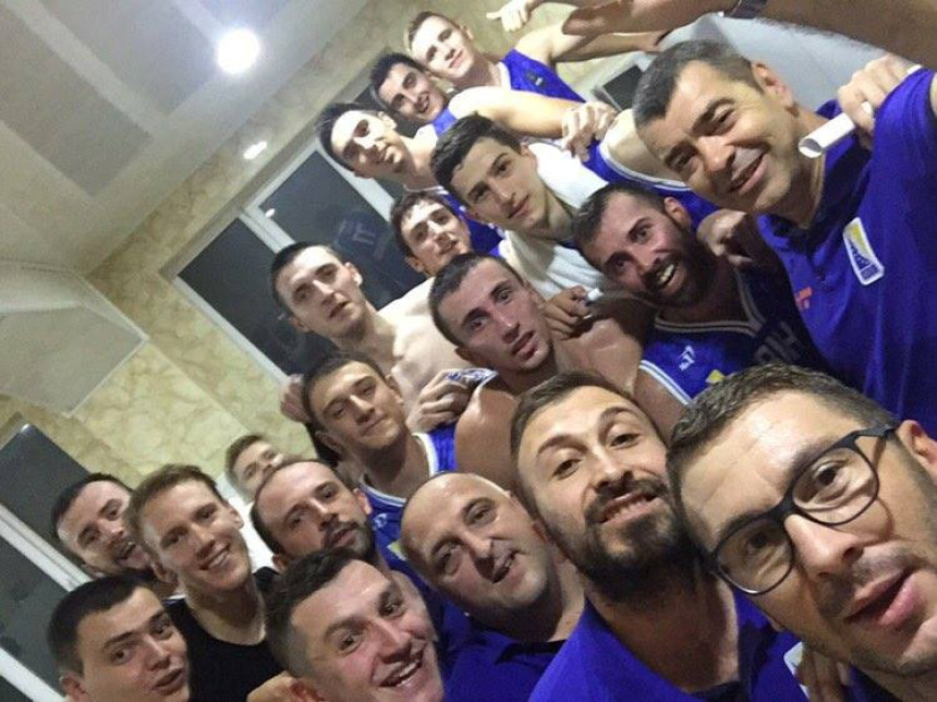 U Jerevanu grmilo: Duleeee Vujošević!