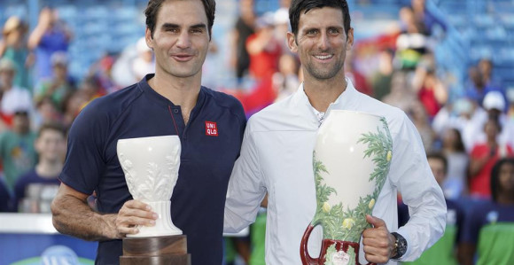 Federer: Novak je veliki šampion, pričajmo o njemu!