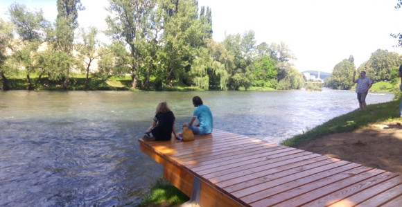 Seks u troje na obali Vrbasa?
