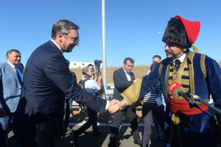 Glumac poručio: Odazvao sam se na poziv Srbije