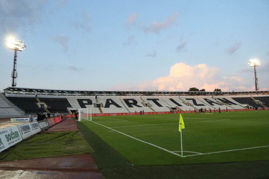 UEFA neumoljiva: Ostaje kazna Partizanu, bez publike!