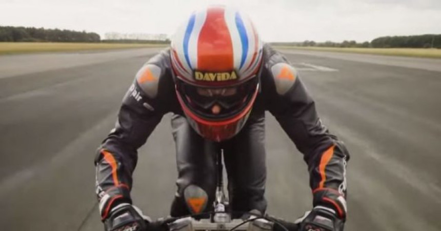 Video: Britanac vozio bicikl 280 km/h!