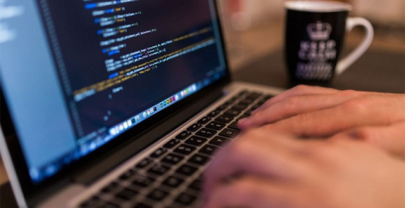 Рације због сајта са упутствима за прављење бомби