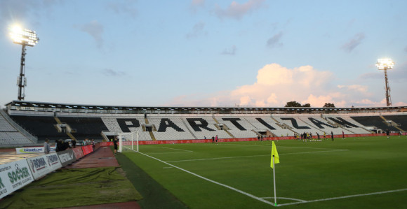 UEFA neumoljiva: Ostaje kazna Partizanu, bez publike!