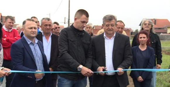 Novoasfaltirane ulice naselja Hase u Bijeljini