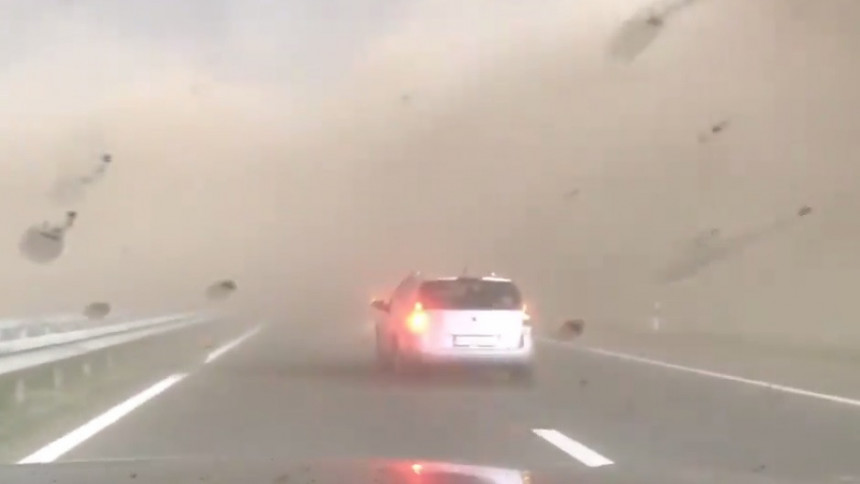 Video: Tornado na putu BG - NS