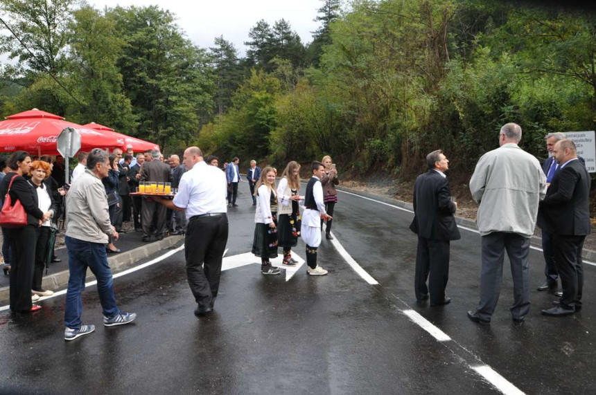 Реконструисан пут Сасе - Бања