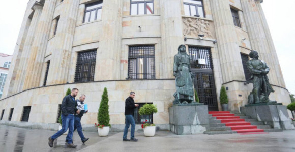 Dodik ih ubijedio da prekinu štrajk