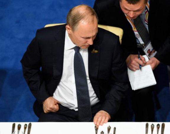 Putin: Ništa dolar, samo rublja