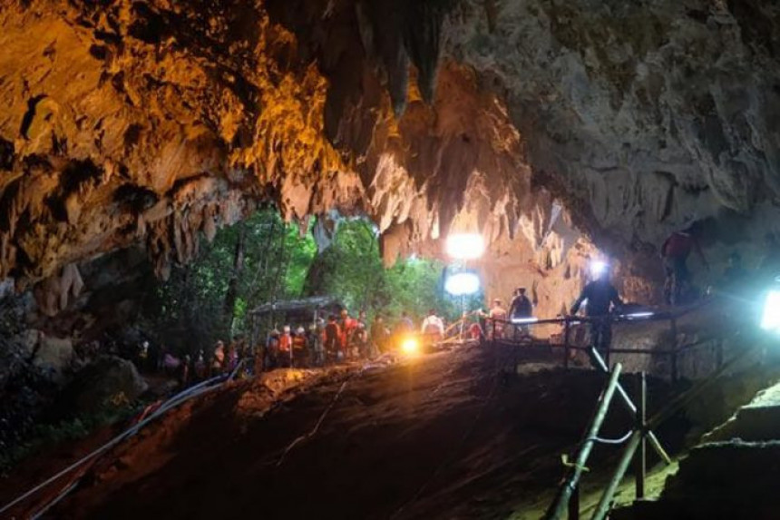 Кина: Посљедњи пећински људи