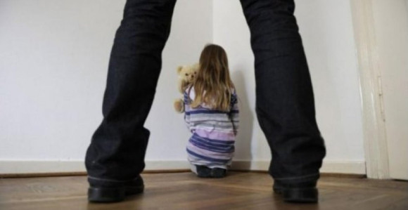 Djevojčica crtežom otkrila da je silovana