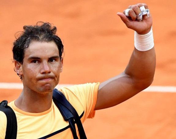 Analiza - Nadal: Imam bolove, moram da stanem!