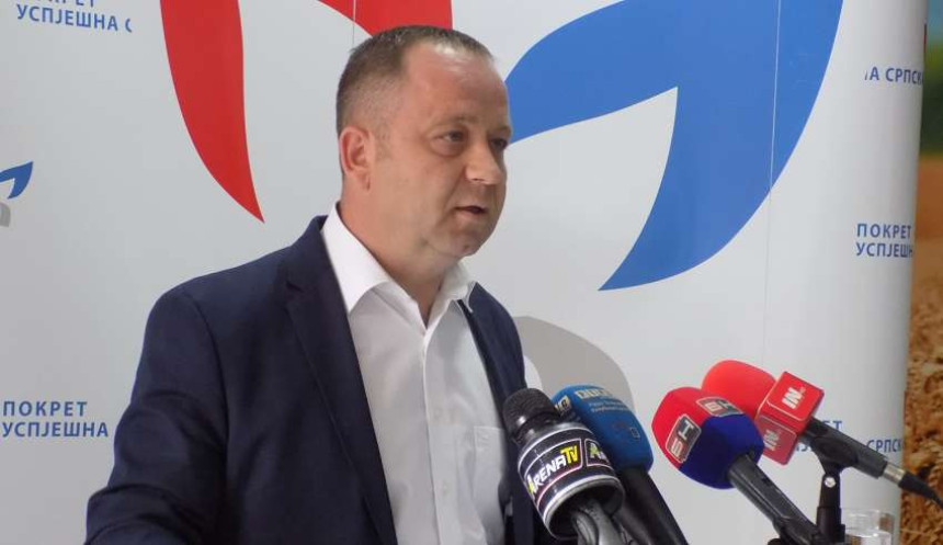 Мићићу познат само лични интерес 