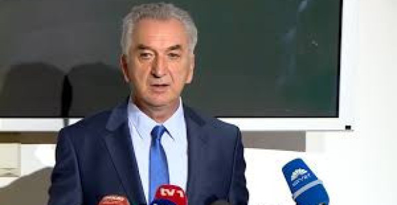 Rezolucija pala kao sa neba