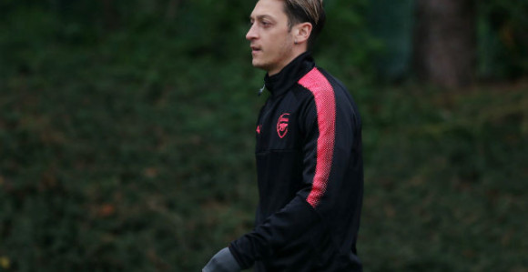 Ozil presjekao: Ide u Mančester Junajted!