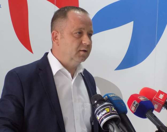 Мићићу познат само лични интерес 