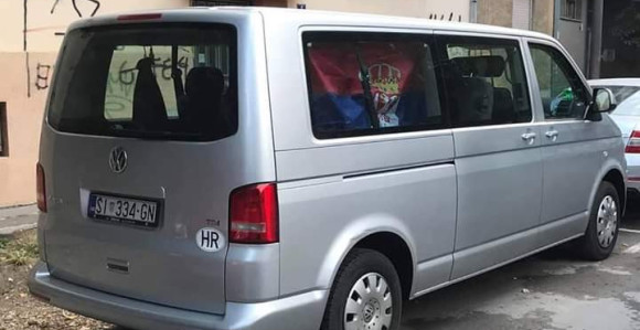 I Hrvati vole srpsku zastavu 