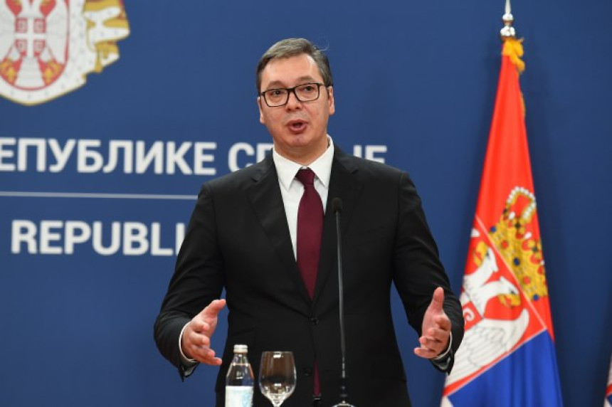 Vučić o "kukanju" Zvezde i Partizana...