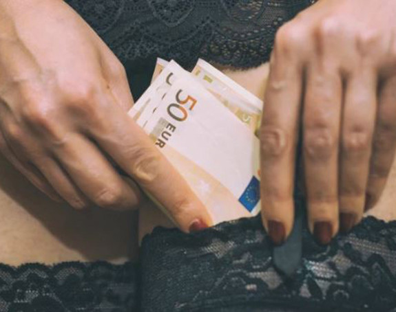 Bahanalije na jahtama: Eskort dame i fudbaleri