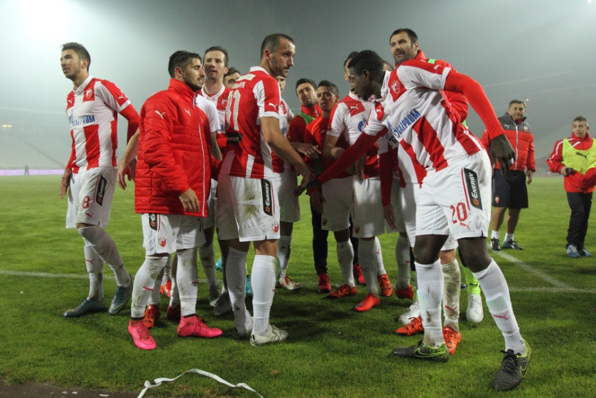 Играчима Звезде исплаћене премије!