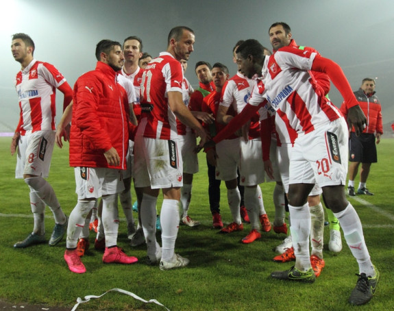 Играчима Звезде исплаћене премије!