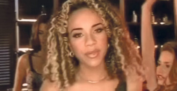 Ubila se Glorija, pjevačica grupe Flejm