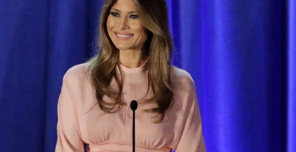 Ostala bez odjeće...