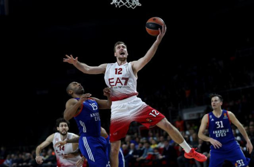 Dragić prelazi iz Milana u Efes!