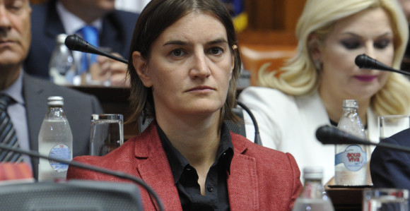 Brnabić: Srbiji ne tražiti da bira